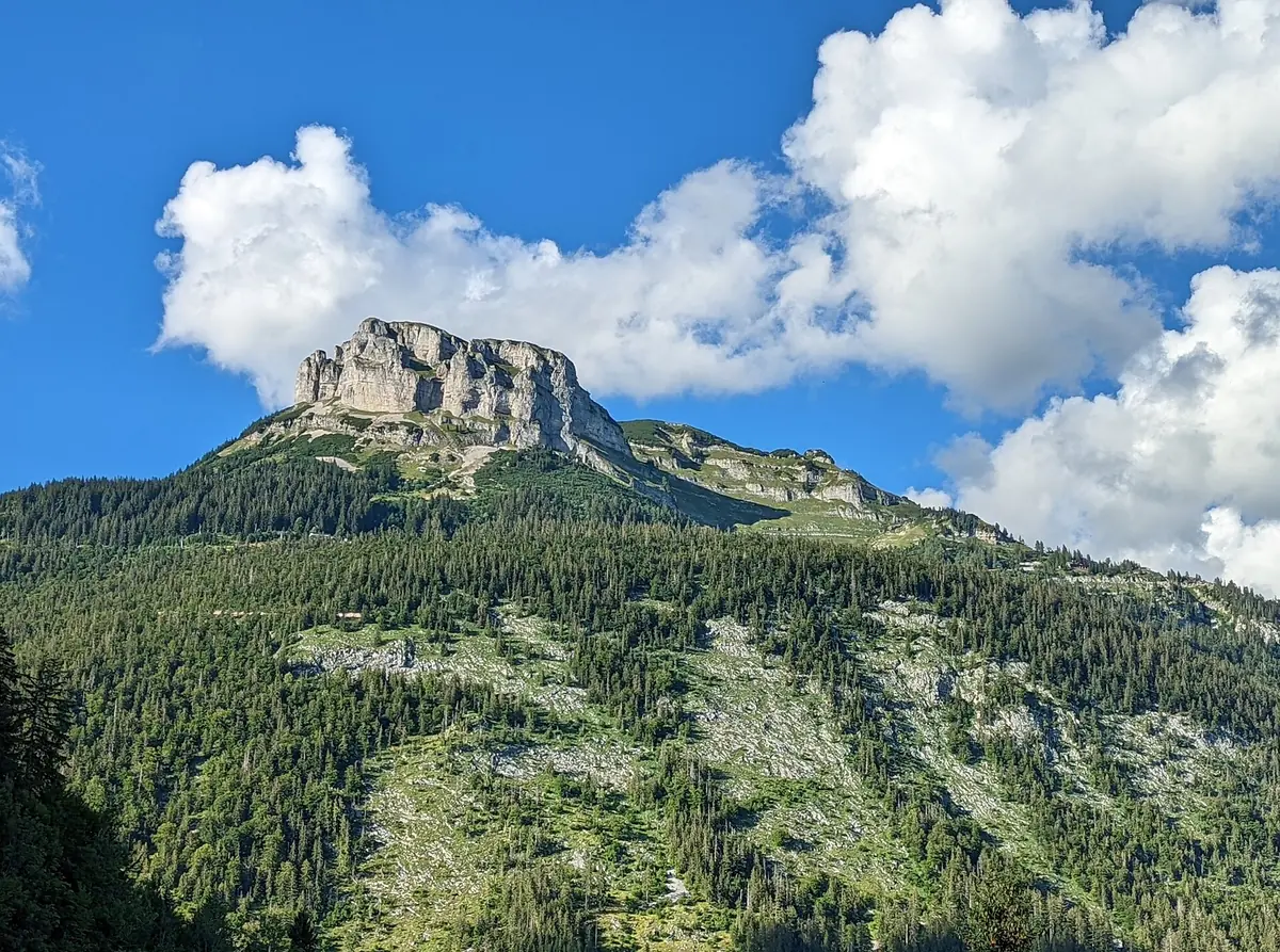 Masiv Loseru nad obcí Altaussee
