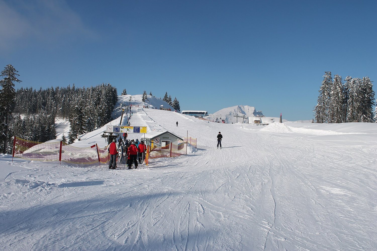 Vlek pod vrcholem Hornspitz v lyžařském středisku Dachstein West u Gosau